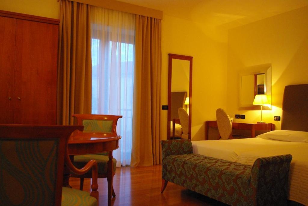 Dependance Lipa Hotel Basovizza Szoba fotó